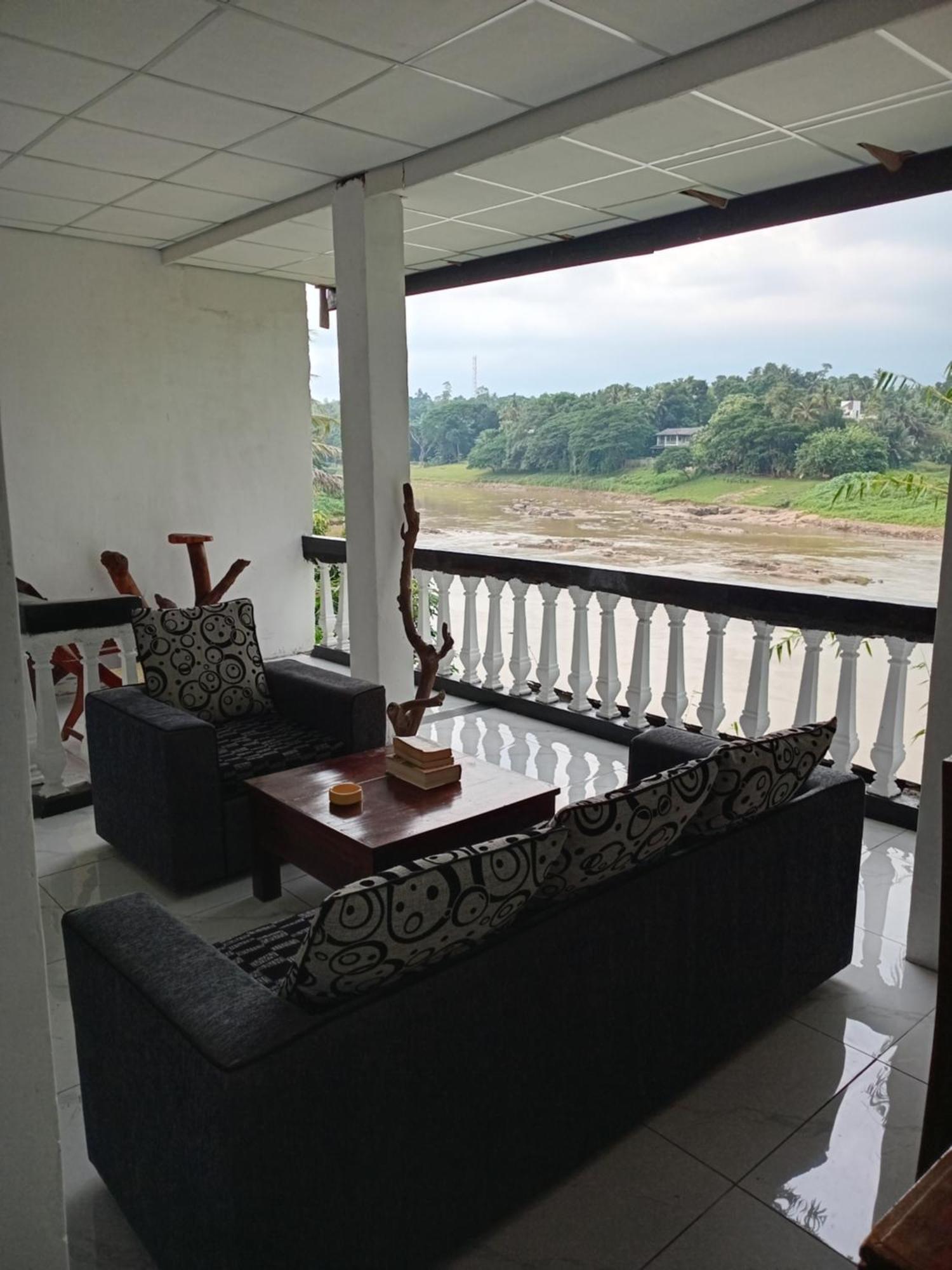 Sadhara River View Lodge Kandy Luaran gambar
